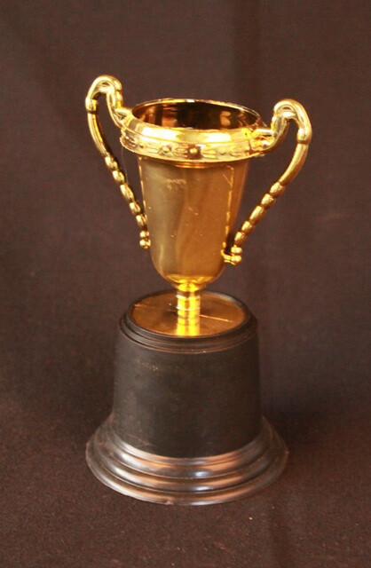 Trophy small