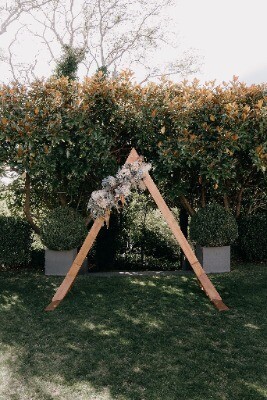 Wedding arch - Triangular (wood)