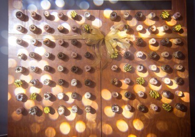 Donut wall; LARGE