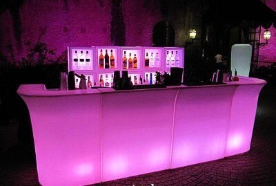 LED bar station; straight piece (90cmLx80cmDx110cmH)
