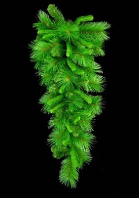 Pine tear drop wall hanger