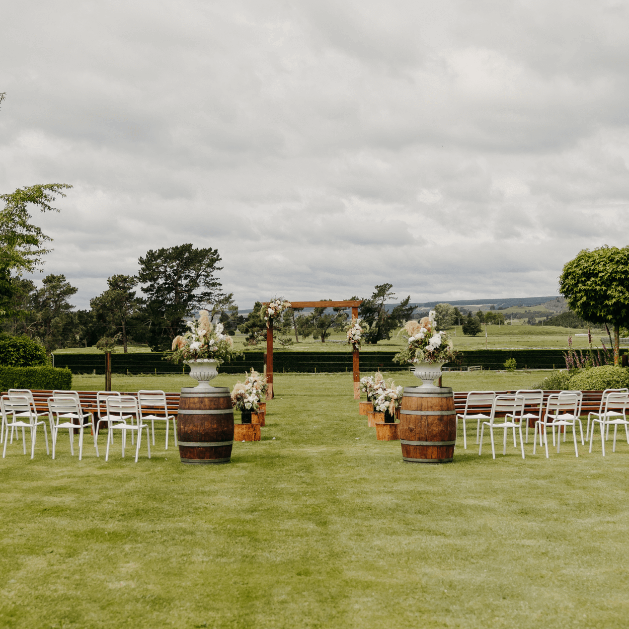 Wedding arch - Rectangular (wood)