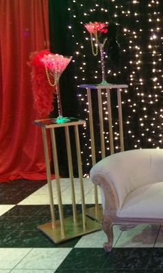 Plinth; column large - gold