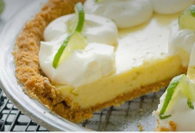 Key Lime Pie(In town delivery only)