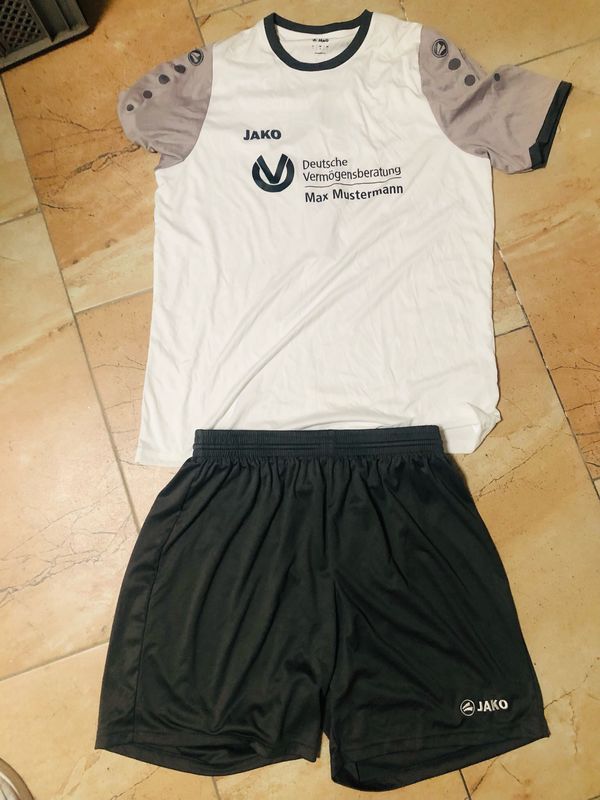 Mustertrikot