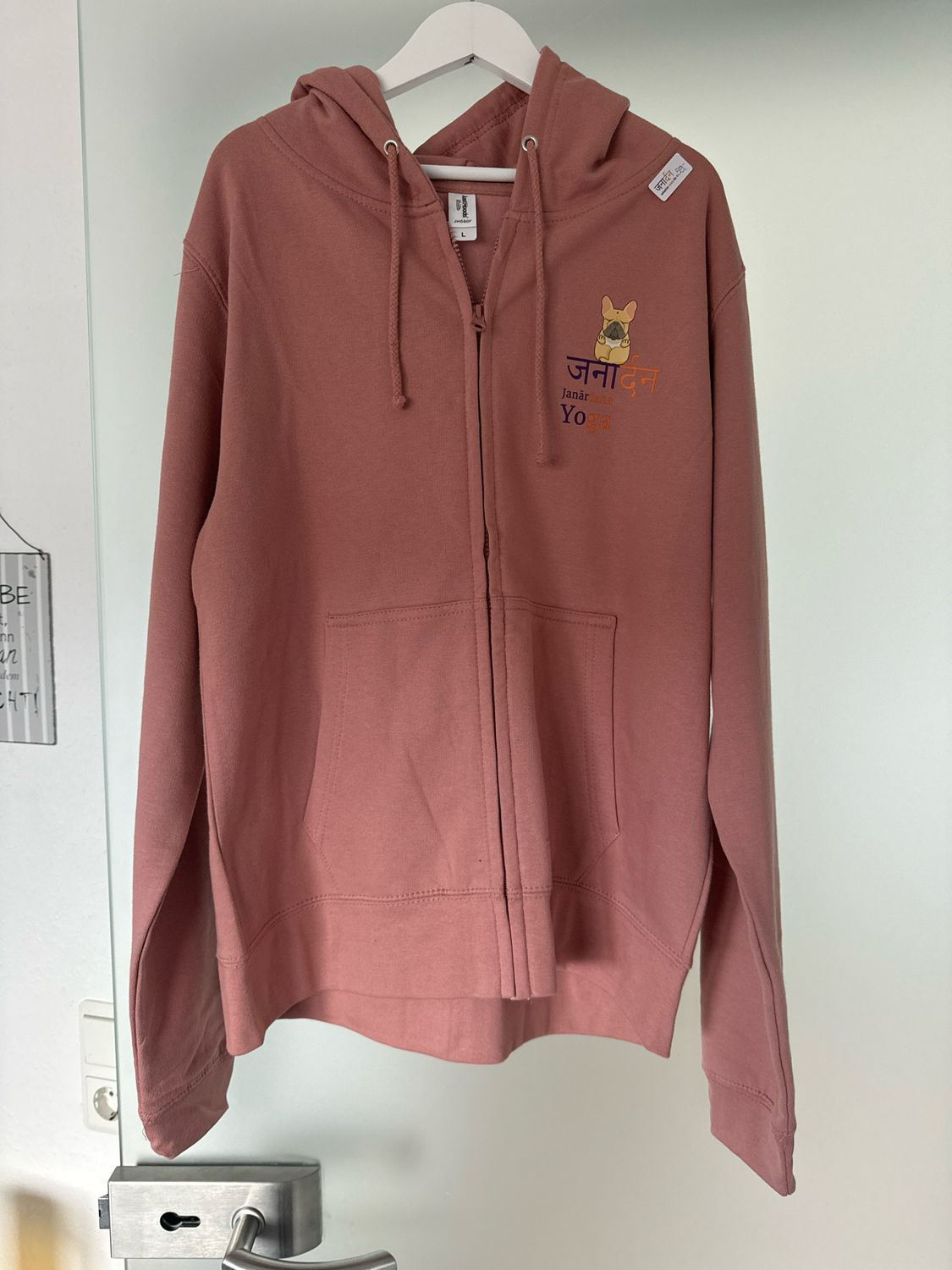 Kapuzenpulli Janārdana