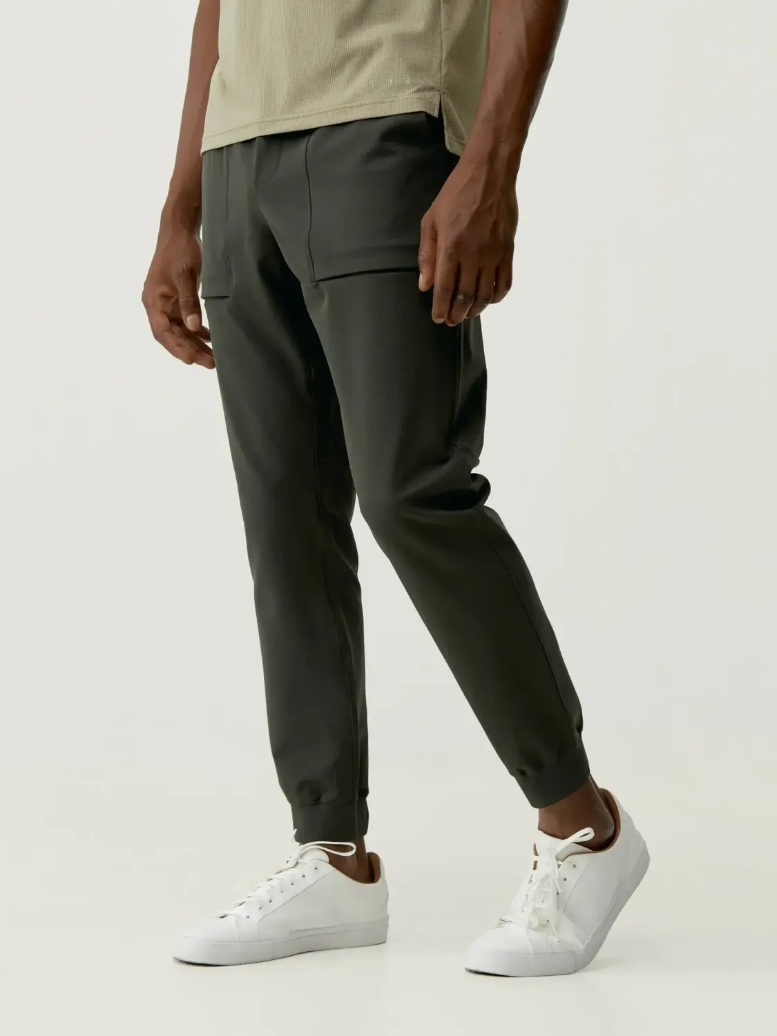 Tiber Deep Khakifarbene Jogginghose(L)