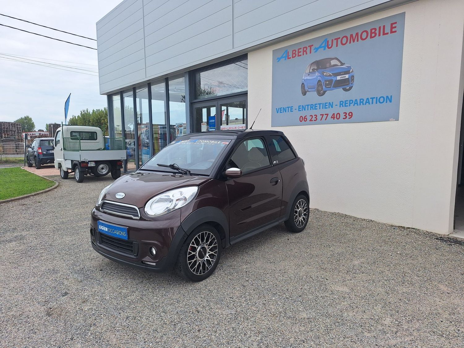 Microcar M8