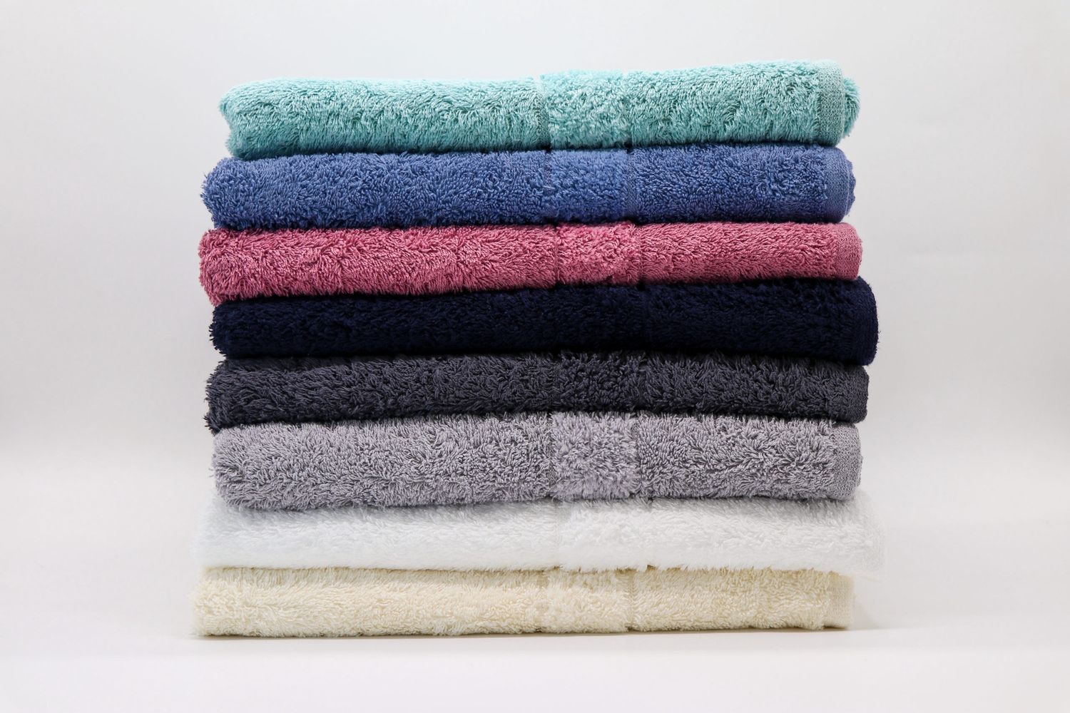 Glodina | Marathon Platinum Bath towel | Aqua