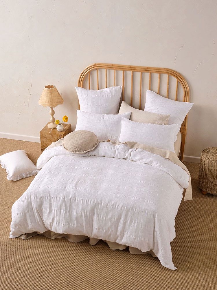 Linen House | Seren Duvet Cover Set | White, Size: Queen - 230x200