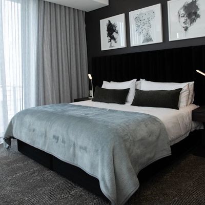Blankets &amp; Throws