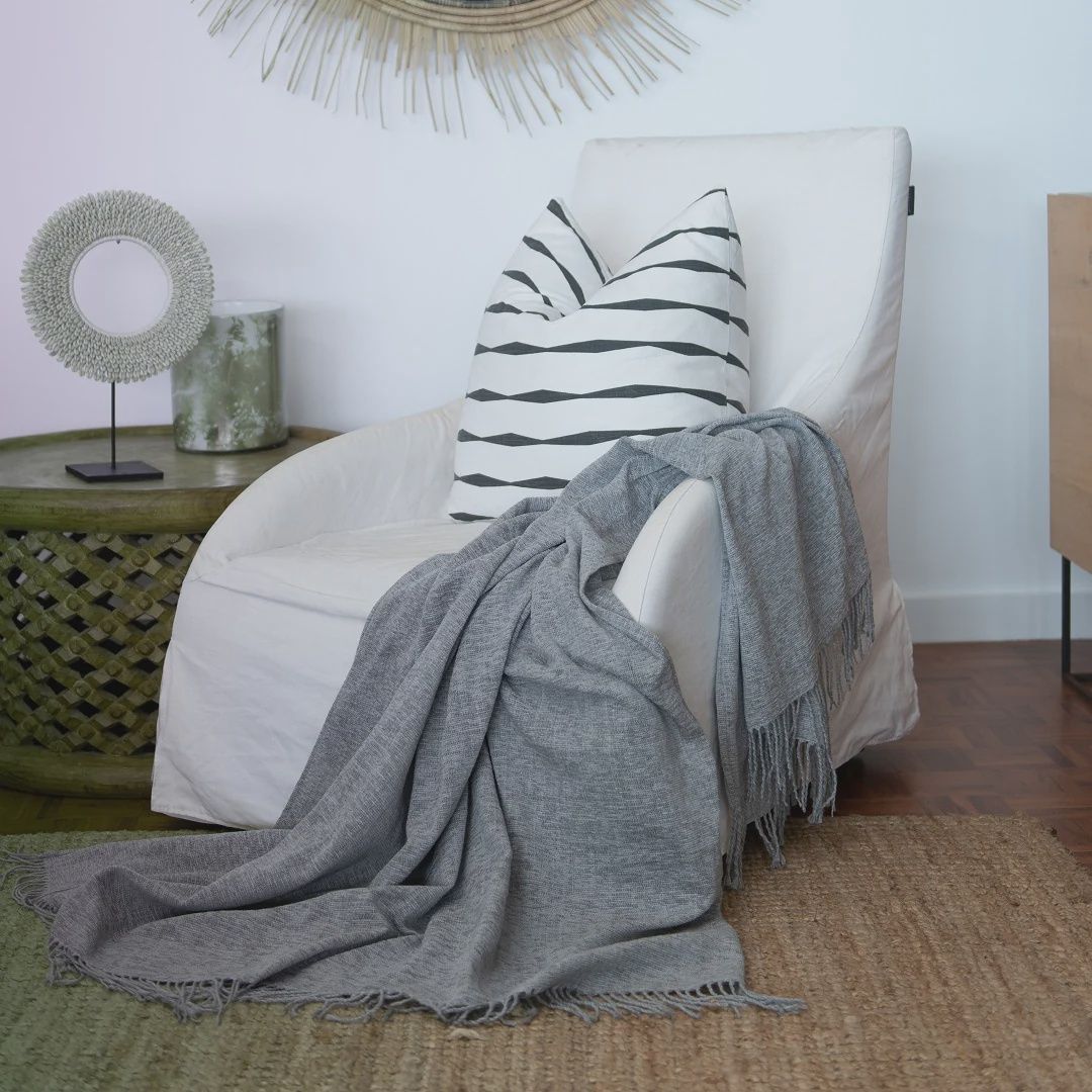 Aranda | Chenille Throw | 130x180 | Wild Dove
