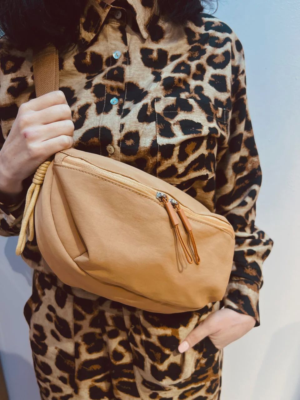 Ateljee | Nova Cross-body bag | Bran