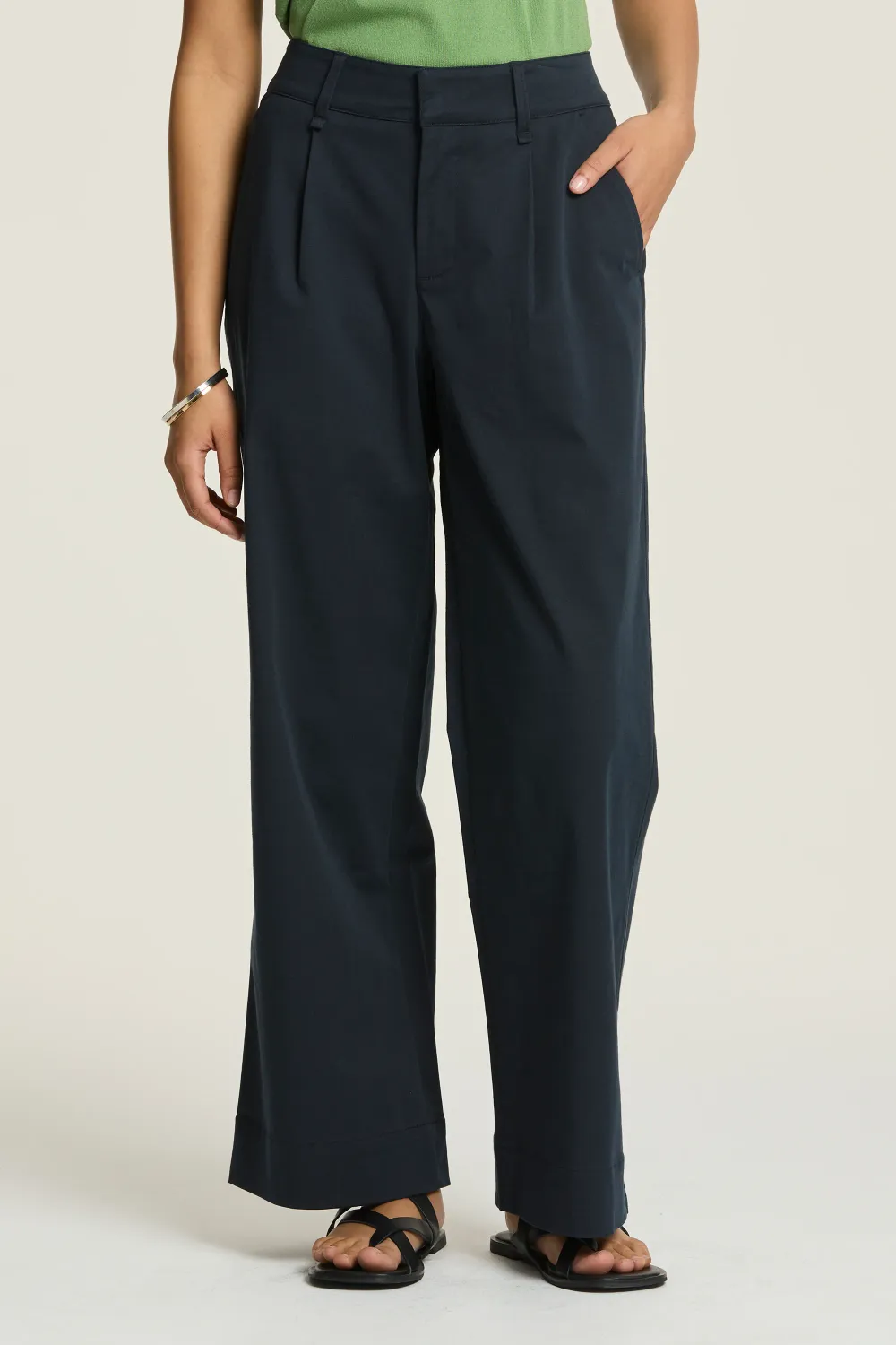 Yarra Trail | Mila Chino | Navy, Size: 8