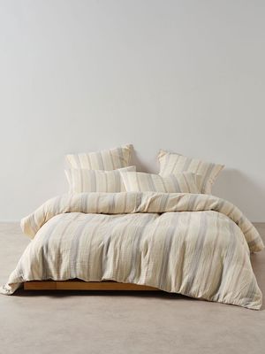 Linen House | Coolum Duvet Cover Set | Silver