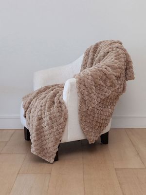 Linen House | Arctic Snug Throw | Sand | 150x200