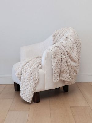Linen House | Arctic Snug Throw | Ivory | 150x200