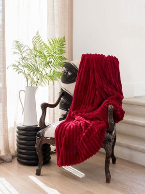 Linen House | Decadence Fur Throw | Ruby | 150x200