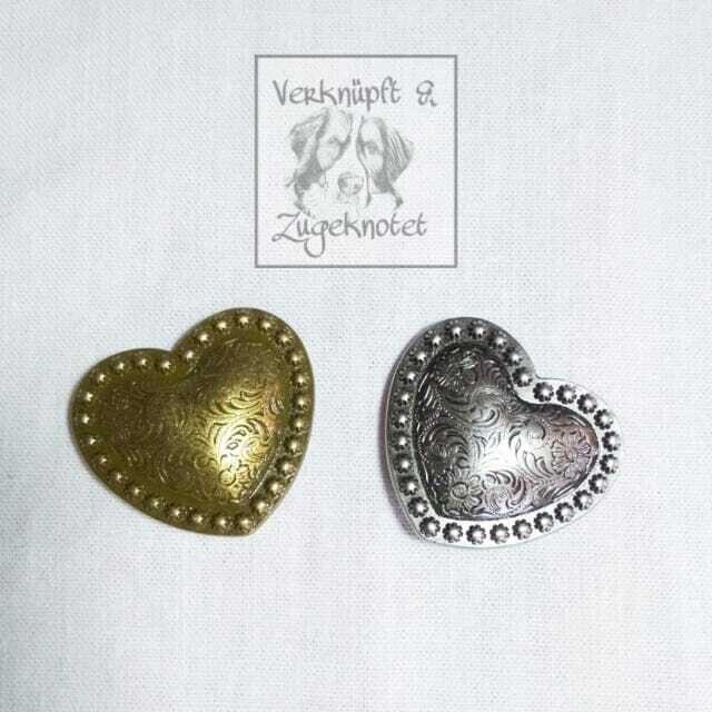 Herz-Conchos in verschiedenen Farben