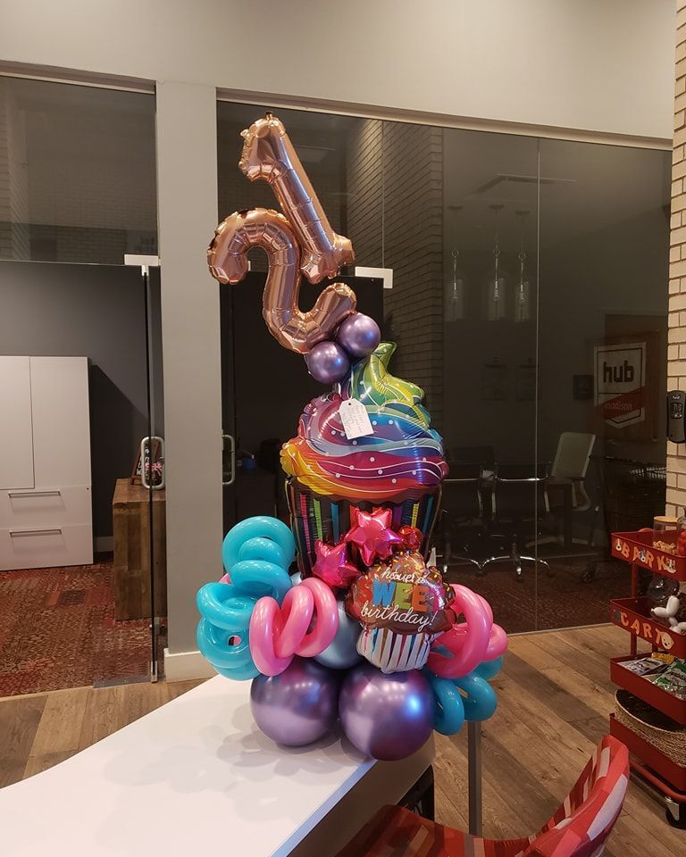 Tabletop Balloon Display