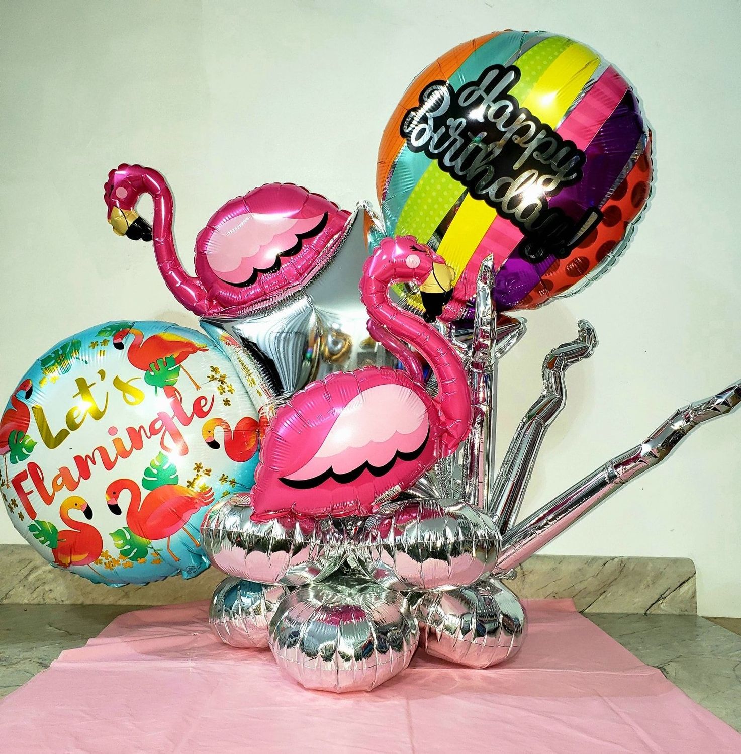 Tabletop Balloon Display - Birthday Flamingo Theme Tabletop Balloon Display - Birthday Flamingo Theme