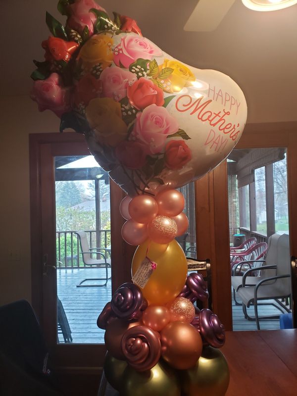 Tabletop Balloon Display - Mother's Day