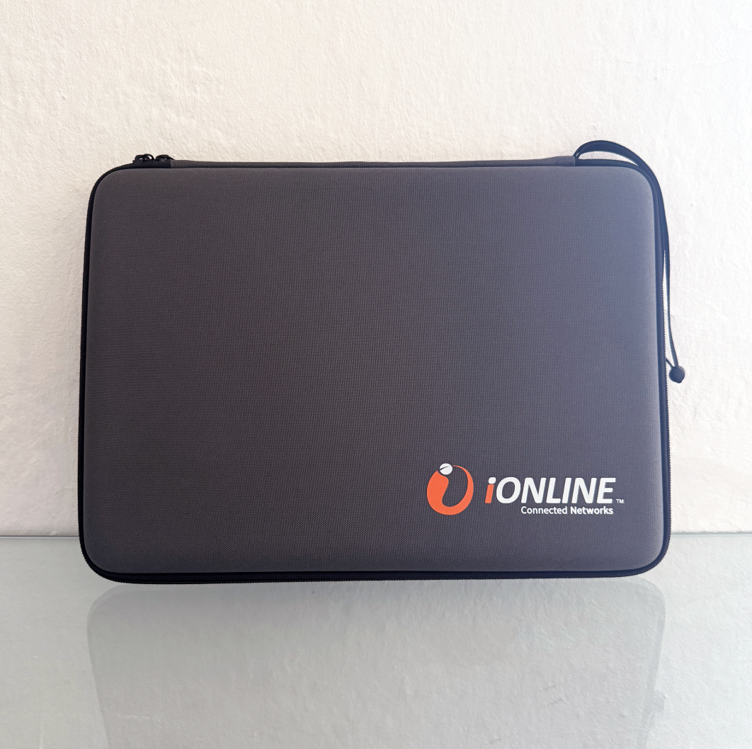 iONLINE Hard Laptop Cover - 15 inch