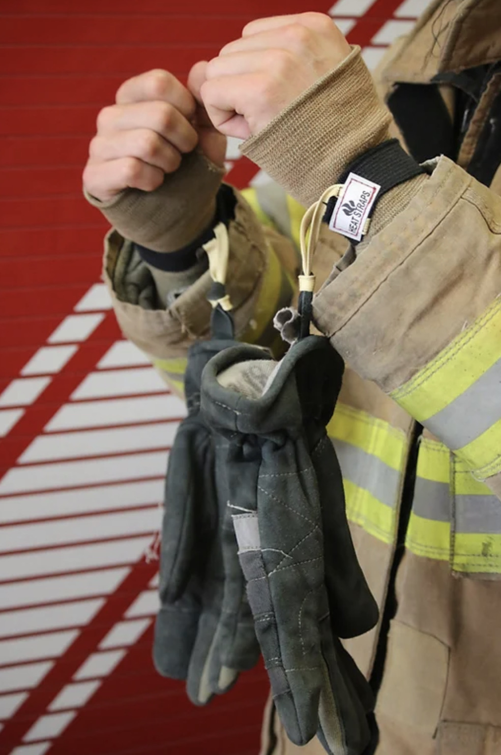 HEAT STRAPS FIRE RESISTANT FIREFIGHTER WRIST STRAPS, 1 PAIR