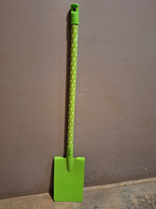 Green Kiddies Shovel