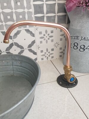 (Delaware) 12v switch operated copper tap 10mm spout