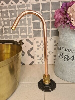 (Hawaii) 10mm Foot pump operated copper tap with 12mm fitting