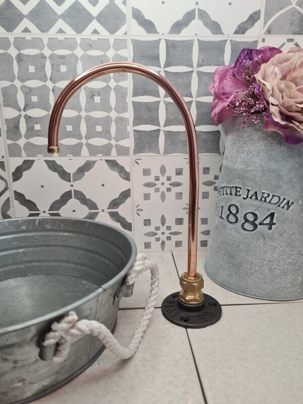 (Alaska) 10mm Foot pump operated copper tap with 12mm fitting