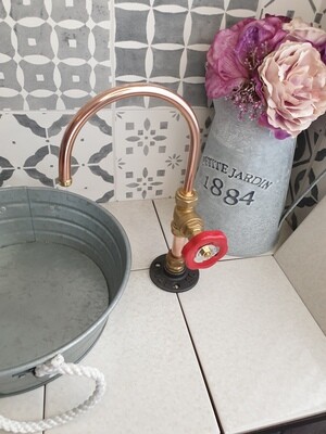 (Mississippi) Twist valve operated copper tap 10mm spout