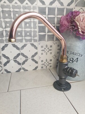 (Nebraska) 12v switch operated copper & short cast iron tap 15mm spout