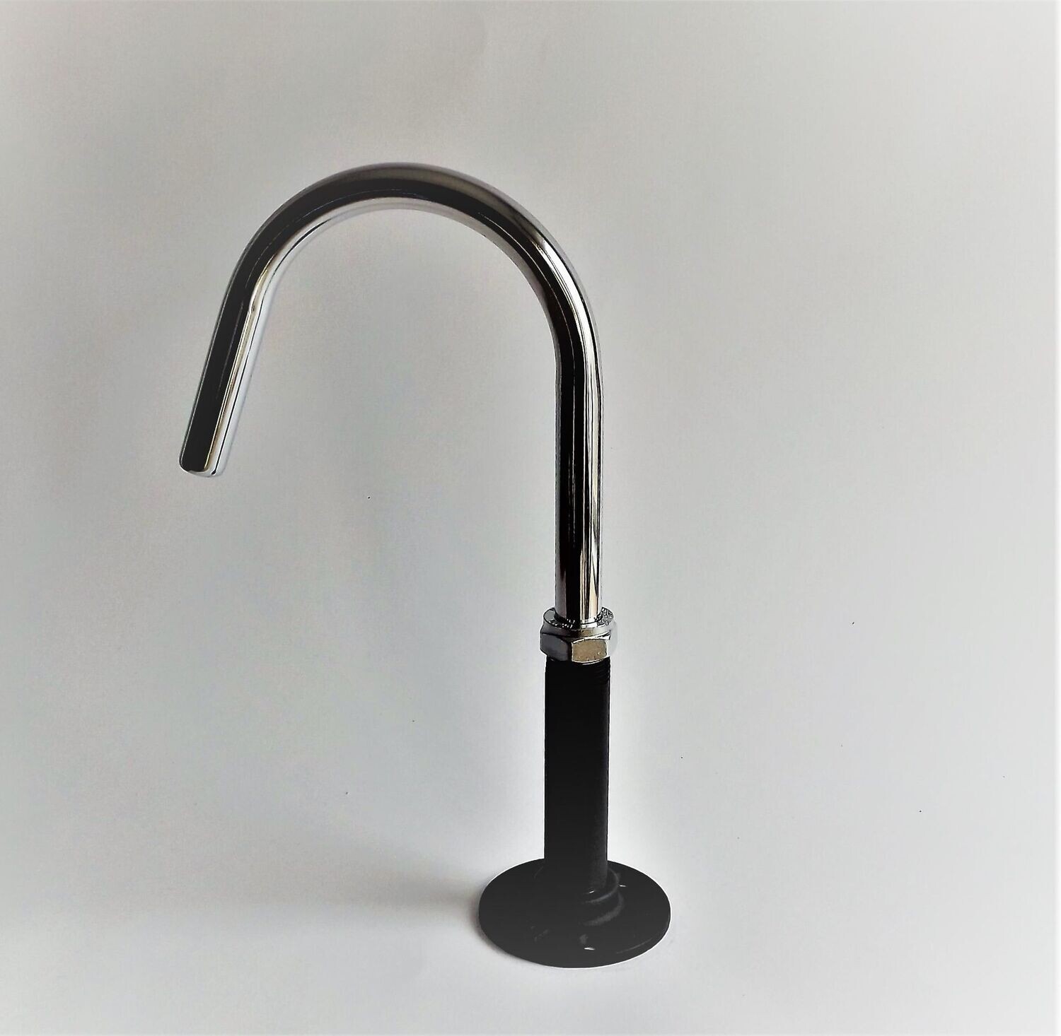 (New Jersey) 15mm Foot pump operated medium cast iron & polished aluminum tap with 12mm fitting