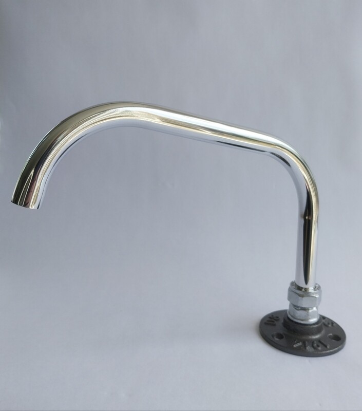 (South Carolina) 15mm Foot pump operated aluminium tap with 12mm fitting