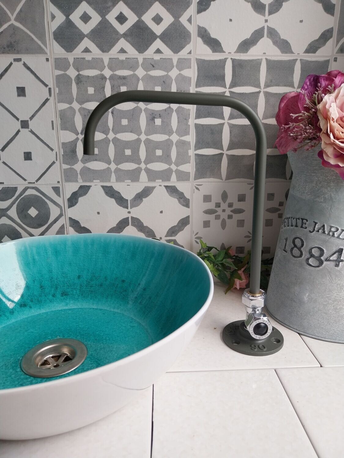 (Tampa) 12v switch operated, painted aluminium tap 10mm spout