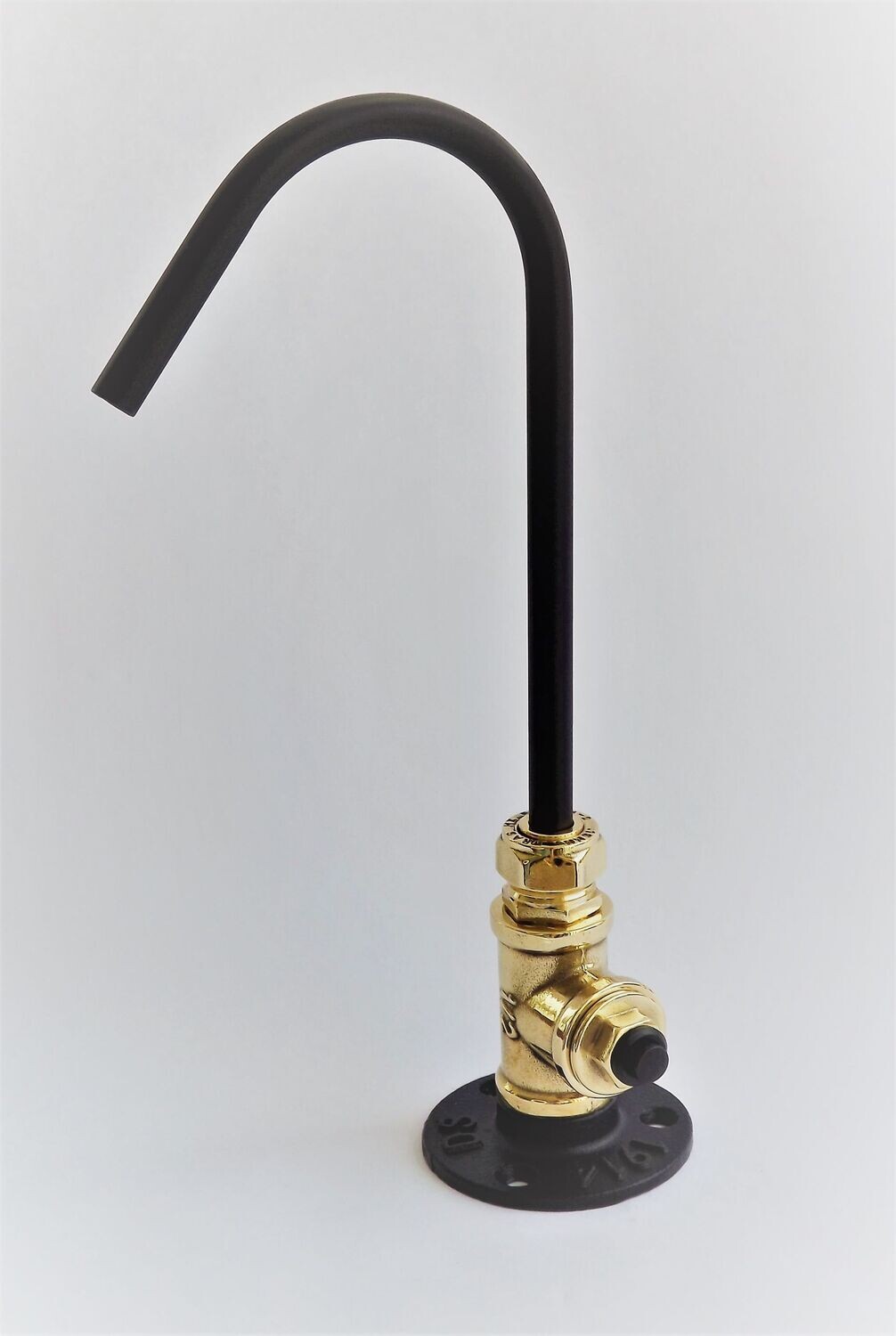(Utah 10mm) 12v switch operated aluminium tap 10mm spout