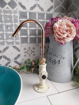 (Indiana) 12v switch operated copper & short cast iron tap 10mm spout