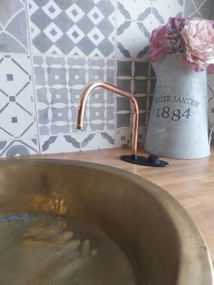 (Filey) 12v switch operated copper tap faucet 10mm spout (Filey) 12v switch operated copper tap faucet 10mm spout