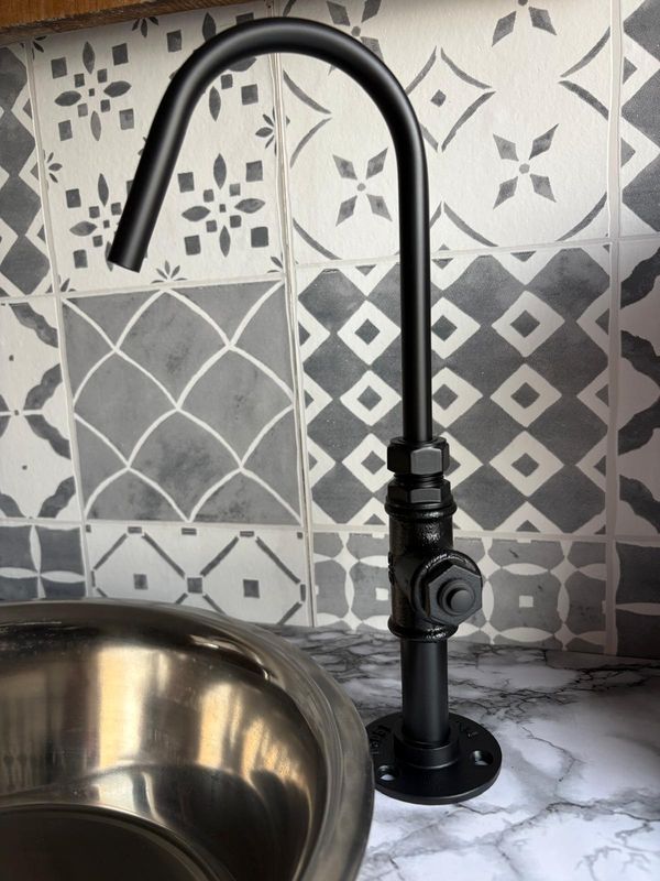 (Raven) 12v switch operated, painted aluminium tap 12mm spout