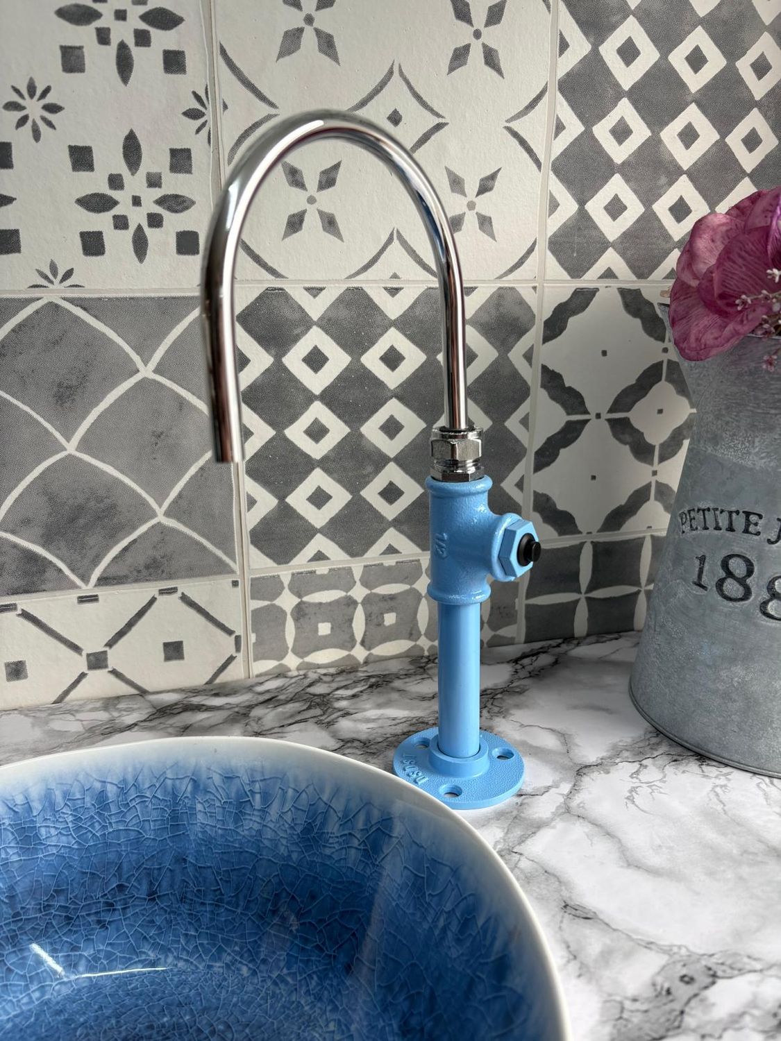 (Cullman) 12v switch operated Alloy & tall cast iron tap 10mm spout