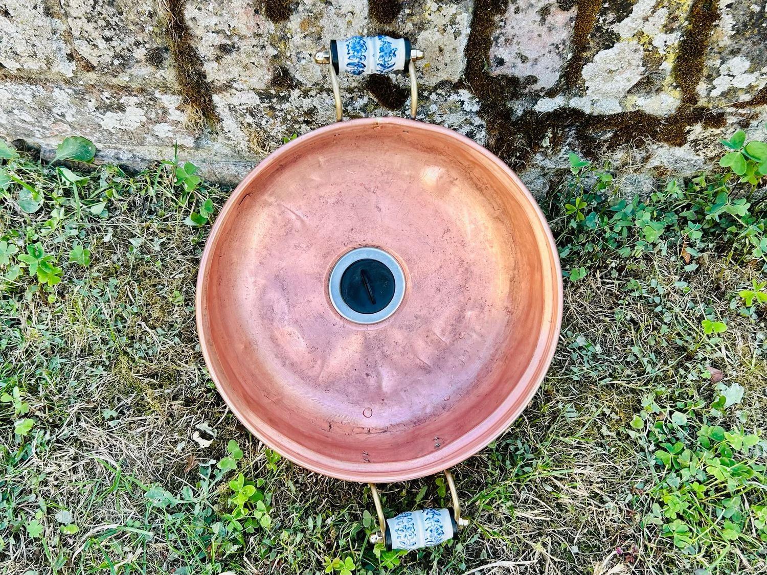 Vintage Jam Pan Sink with Delft Style Handles
