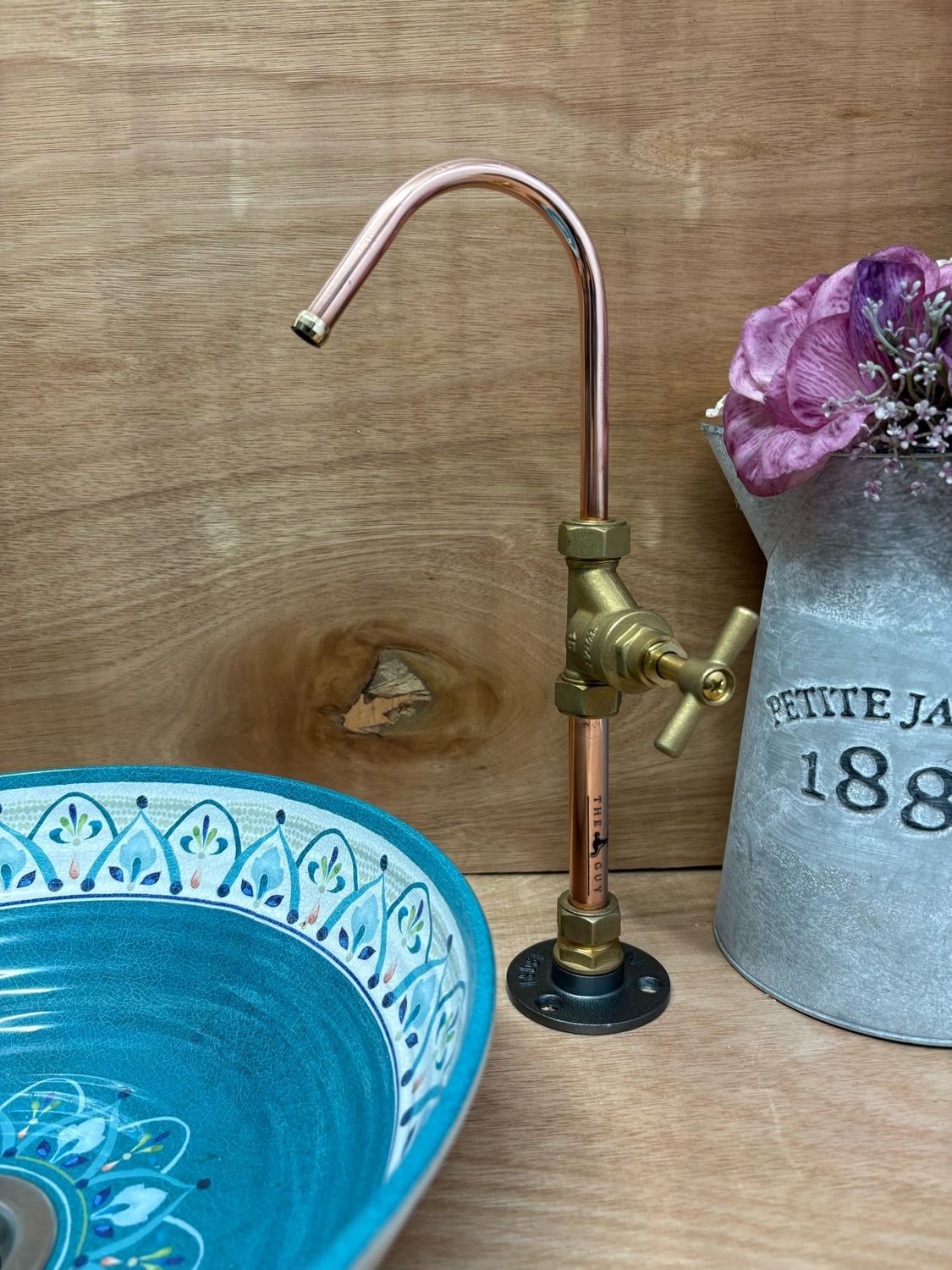 Pre-made (Minnesota) Twist valve operated copper tap 10mm spout Pre-made (Minnesota) Twist valve operated copper tap 10mm spout
