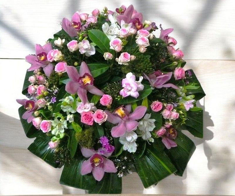 Coussin rose et blanc
