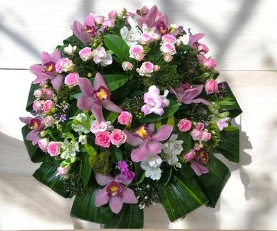 Coussin rose et blanc