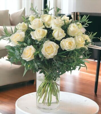 Bouquet Ange – Bouquet de Roses Blanches Élégant et Raffiné | Fleur Azur Nantes Bouquet Ange – Bouquet de Roses Blanches Élégant et Raffiné | Fleur Azur Nantes