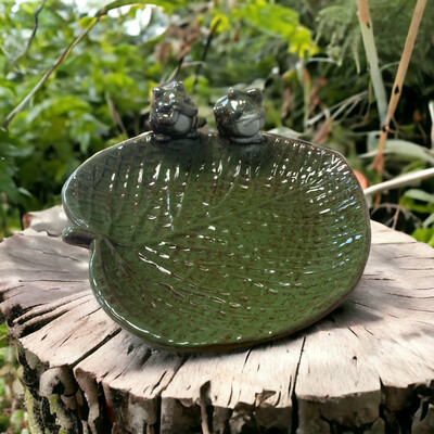 Mangeoire à Oiseaux en Céramique Verte – Fleur Azur Nantes