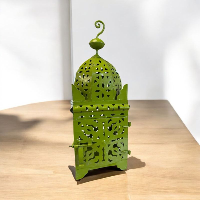 Lanterne Marocaine Verte en Métal Ajouré – Fleur Azur Nantes