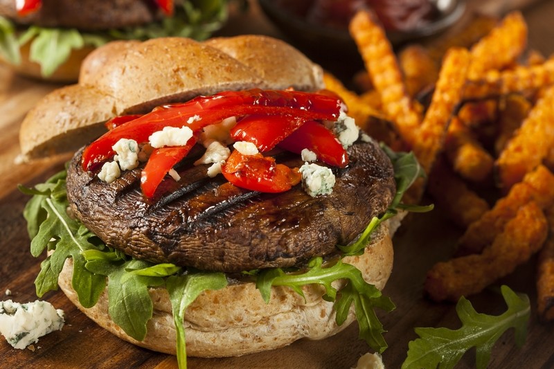 PREMIUM GROUND BEEF VALUE PACK – 25 lbs, $250.00 - $10/lb